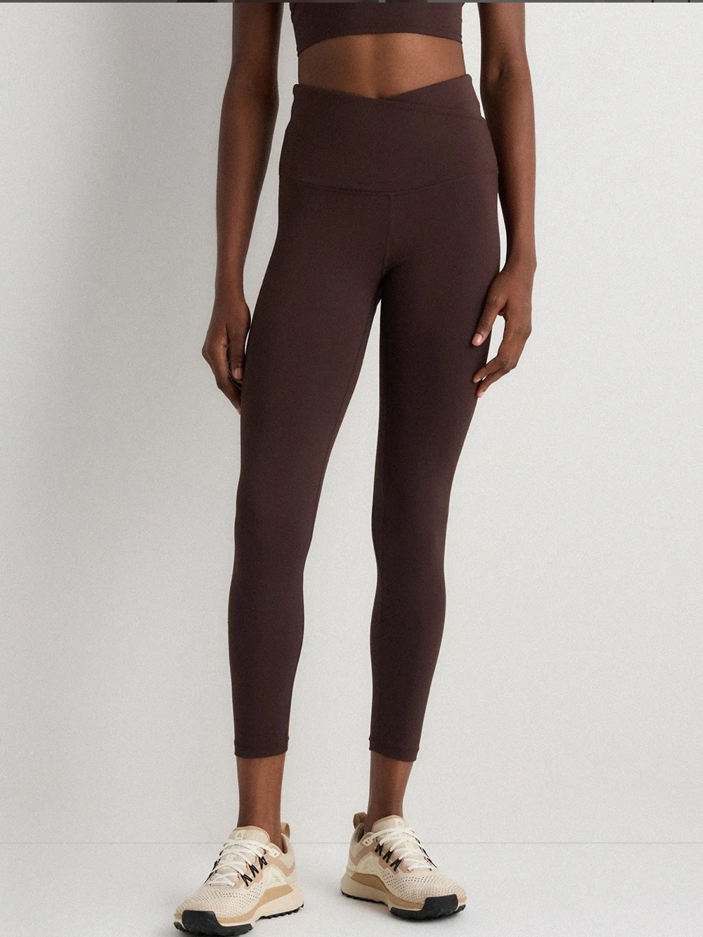 NWT Quince Ultra Form High Rise Crossover Legging